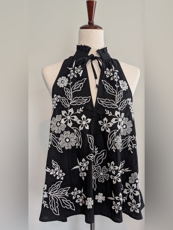 Pilcro Tops - Pilcro The Tavi Blouse Tank Edition V-Neck Embroidered Black White Size Small
